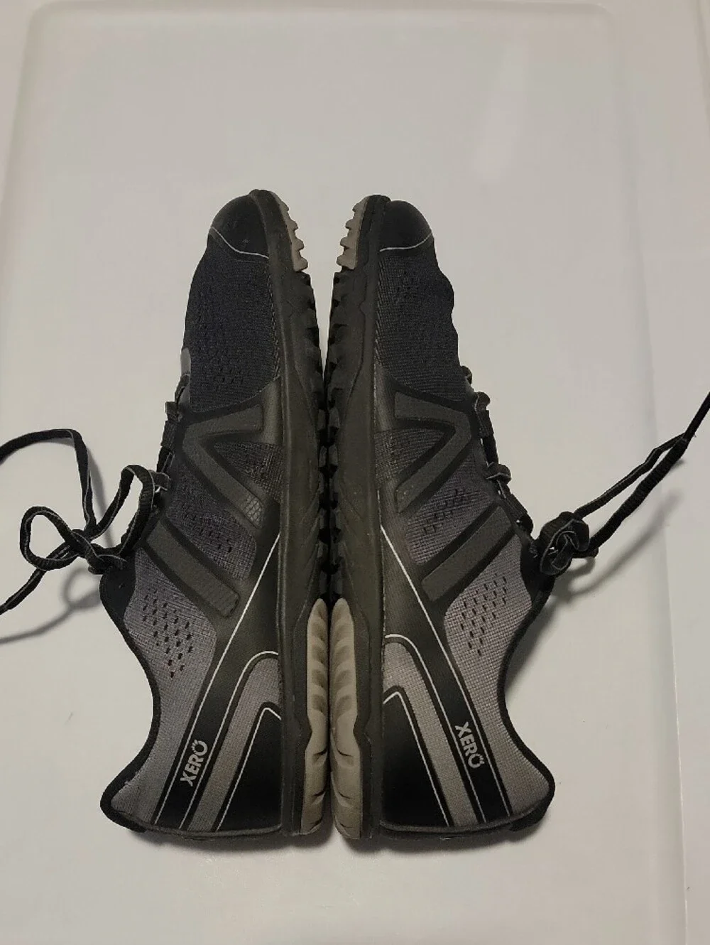 Xero HFS-11 Black Minimalist Athletic Sneakers Women's Size 9.5